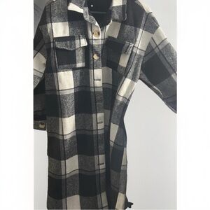 New Women’s Jacket Sweater great for everyday Wear